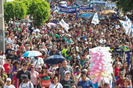 Marcha para Jesus 2026: Goiânia espera 300 mil fiéis e grandes nomes do gospel em 1º de maio