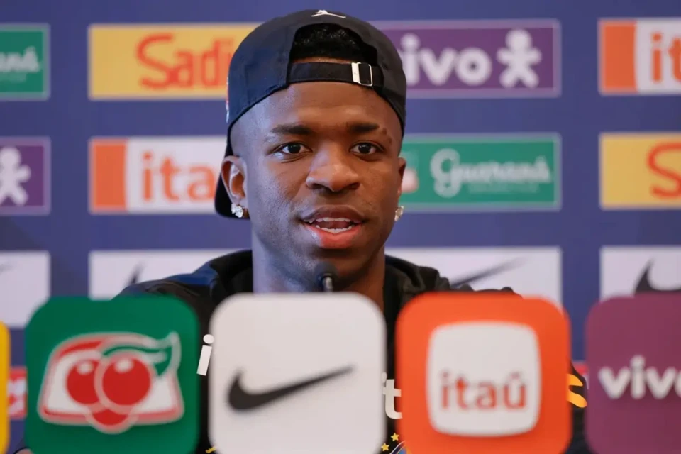 Influencer diz que sofreu ameaça de Vini Jr. após vídeo polêmico sobre a Copa do Mundo foto Rafael Murmurra publicou um suposto print