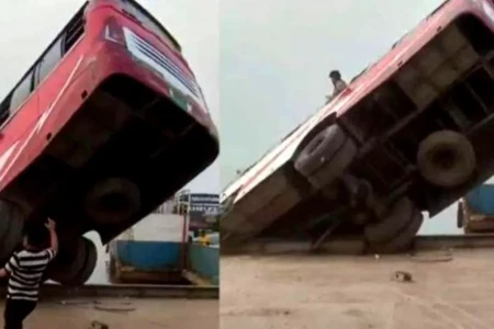 Cenas fortes: ônibus cai em rio em Bangladesh, e 24 pessoas morrem; vídeo Tragédia aconteceu durante travessia em balsa