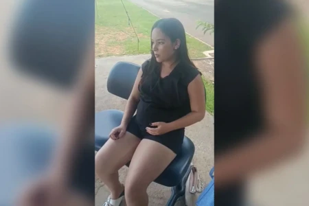 Grávida precisou ser levada ao hospital após o acidente no Detran Goiânia. Foto: reprodução