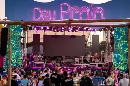 Imagem mostra festival onde cantora se apresentaria em Goiânia