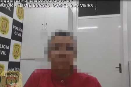 Mulher presa ao tentar levar bebê de hospital do DF diz que estava testando segurança Técnica de enfermagem tentar sair com recém-nascido