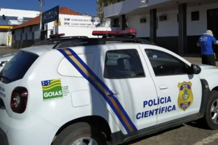Viatura da Policia Cientifica