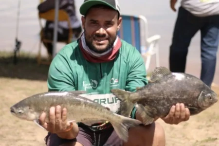 Semana Santa: prefeituras soltam peixes e convidam população a pescar em Goiás (Foto: Prefeitura de Jataí)