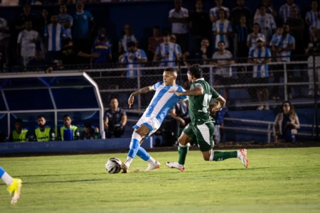 Goiás e Londrina empatam em 2 a 2