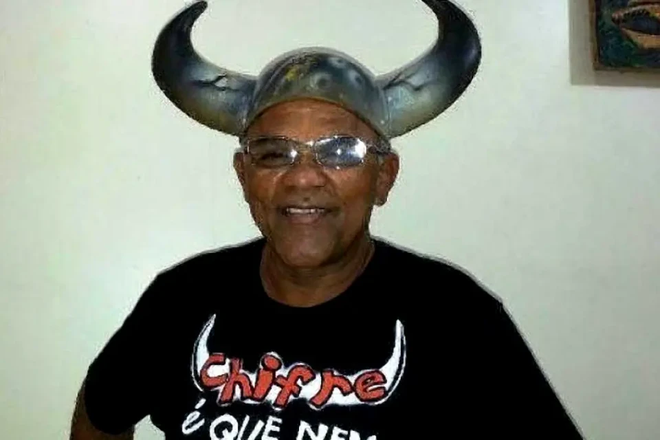 carteirinha Pedro Soares Fundador da Associação dos Cornos morre após infarto; grupo tinha 15 mil associados