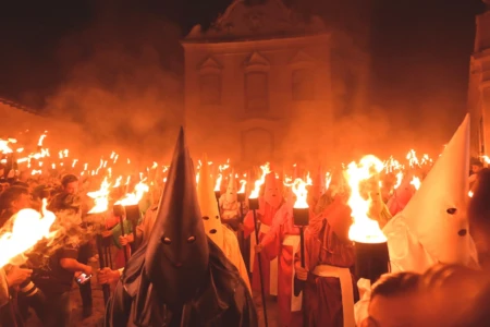 2bdc8f92-3e69-4b4d-9740-8efc966a7548