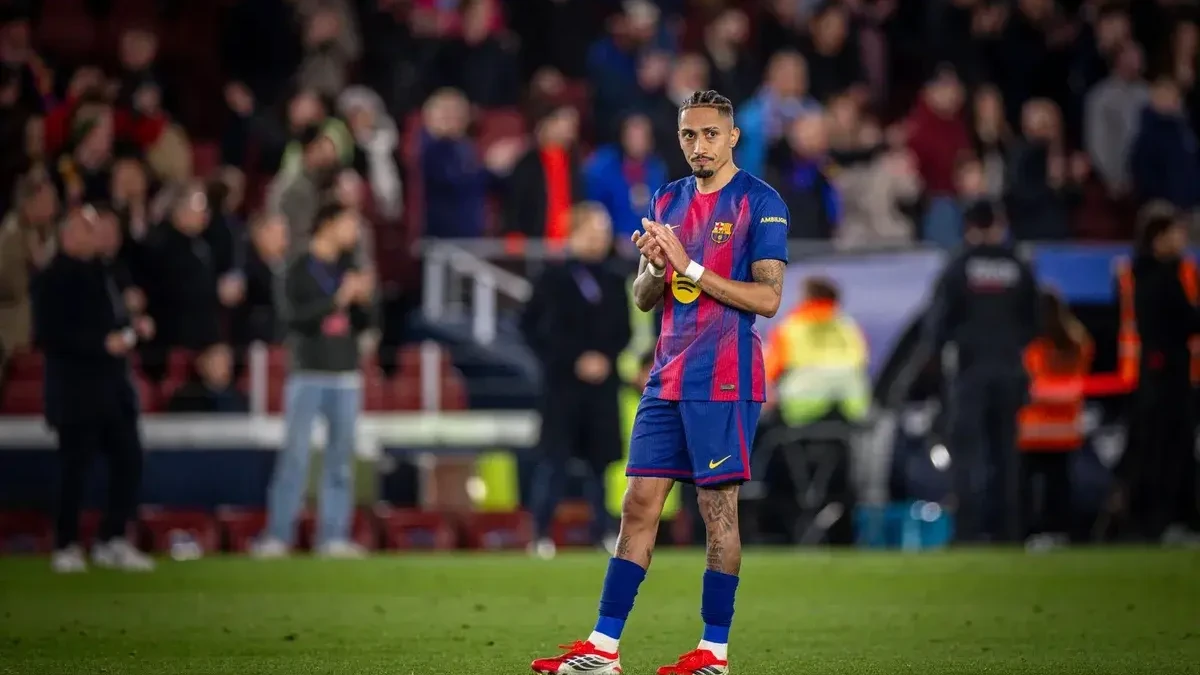 Raphinha em jogo pelo Barcelona