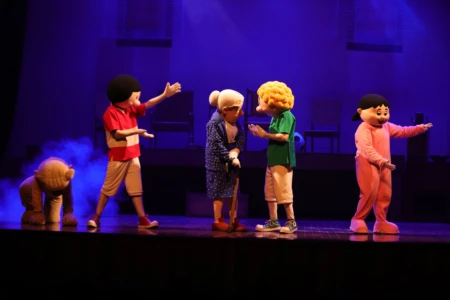 Espetáculo une Turma do Cabeça Oca e Cora Coralina chega a Goiânia