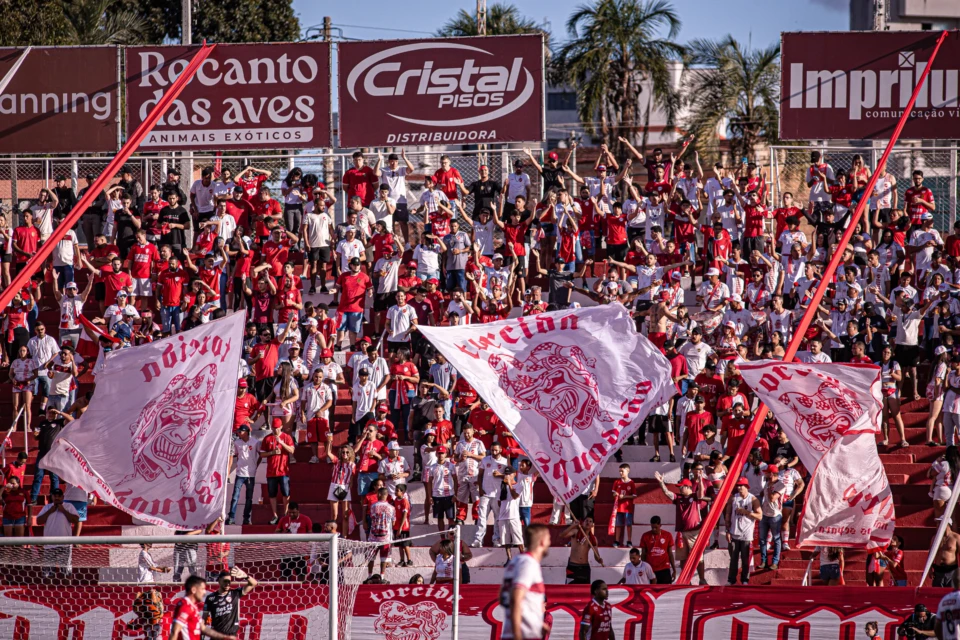 torcida do Vila Nova