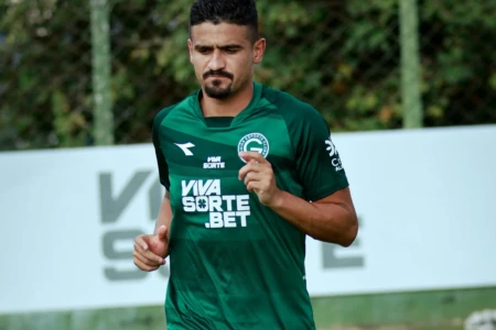 Ramon zagueiro Goiás