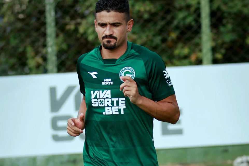 Ramon zagueiro Goiás