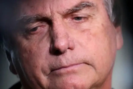 Imagem mostra ex-presidente Jair Bolsonaro