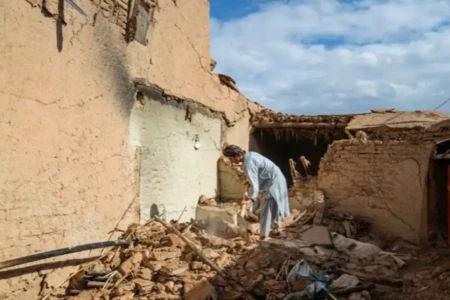 Terremoto mata 12 no Afeganistão, incluindo 8 pessoas da mesma família