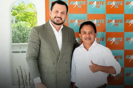 'Caneta azul': cantor brega Manoel Gomes se filia ao Avante para disputar Câmara