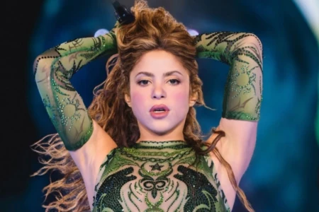 Show de Shakira em Copacabana terá maior palco já montado na praia