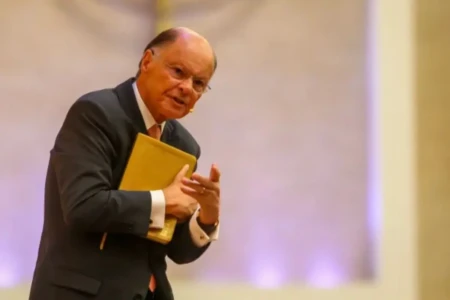 Edir Macedo dá mais um passo para vender banco para BTG (Foto: Agência Pública)