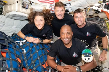 Artemis II: Quanto ganham os astronautas da Nasa? Tripulação da missão da Nasa não tem pagamento extra por horas no espaço