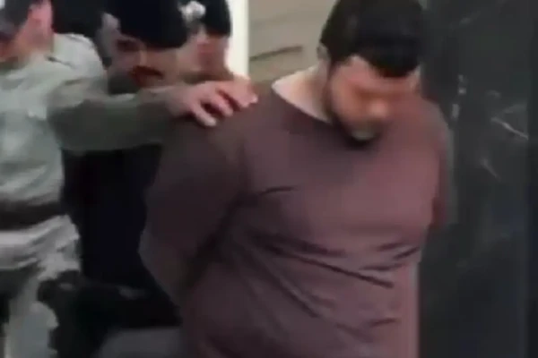 Homem preso após confessar ataque (Foto: PM)