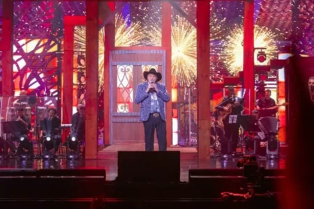 Sérgio Reis celebra 67 anos de carreira com show em Goiânia