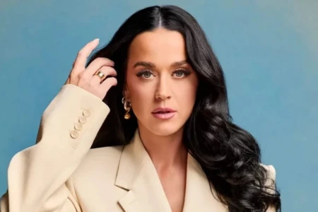 Katy Perry é investigada na Austrália após acusação de agressão sexual feita por Ruby Rose