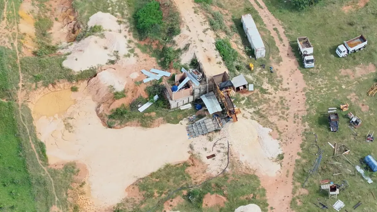 Garimpo ilegal em Cavalcante - (Foto: reprodução/Batatão ambiental)