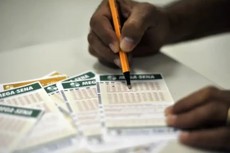 Mega-Sena 2996: apostas de Trindade e Campinorte ganham R$ 25 mil (Foto: Agência Brasil)