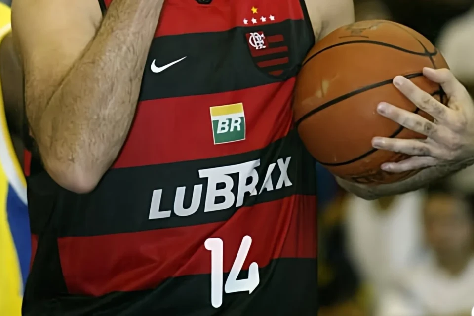 Flamengo aposenta camisa 14 de Oscar