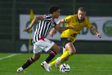 Anápolis é goleado e amarga lanterna da Série C