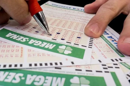 Mega-Sena 2998: duas apostas de Jataí ganham R$ 55 mil (Foto: Agência Brasil)