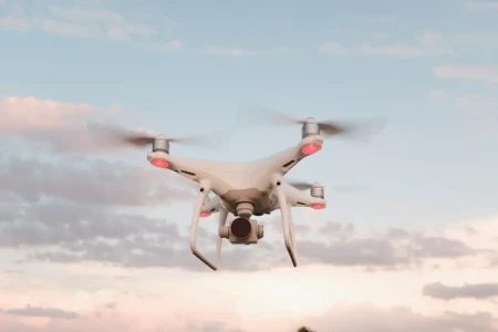 OAB-GO pede investigação sobre uso de drone para monitorar advogada