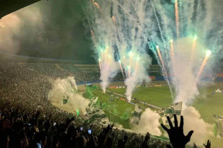 Torcida do Goiás responde e mais de 13 mil ingressos já foram vendidos