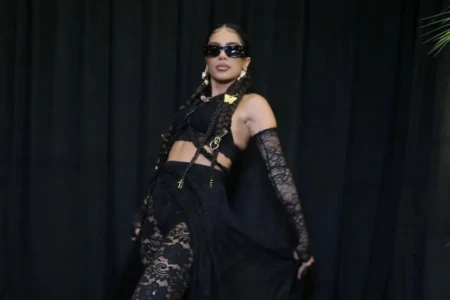 Anitta lidera ranking global de álbuns recém-lançados no Spotify (Foto: Instagram)