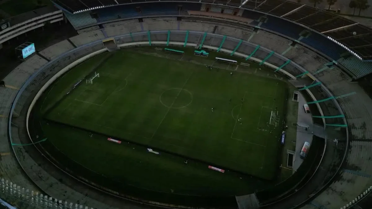 torcida do Goiás sugere clássico no Serra Dourada, mas plano é vetado