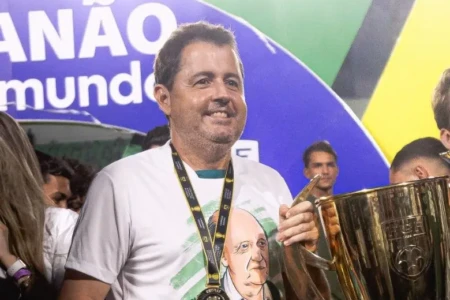 Paulo Rogério responde sobre sondagens por Lucas