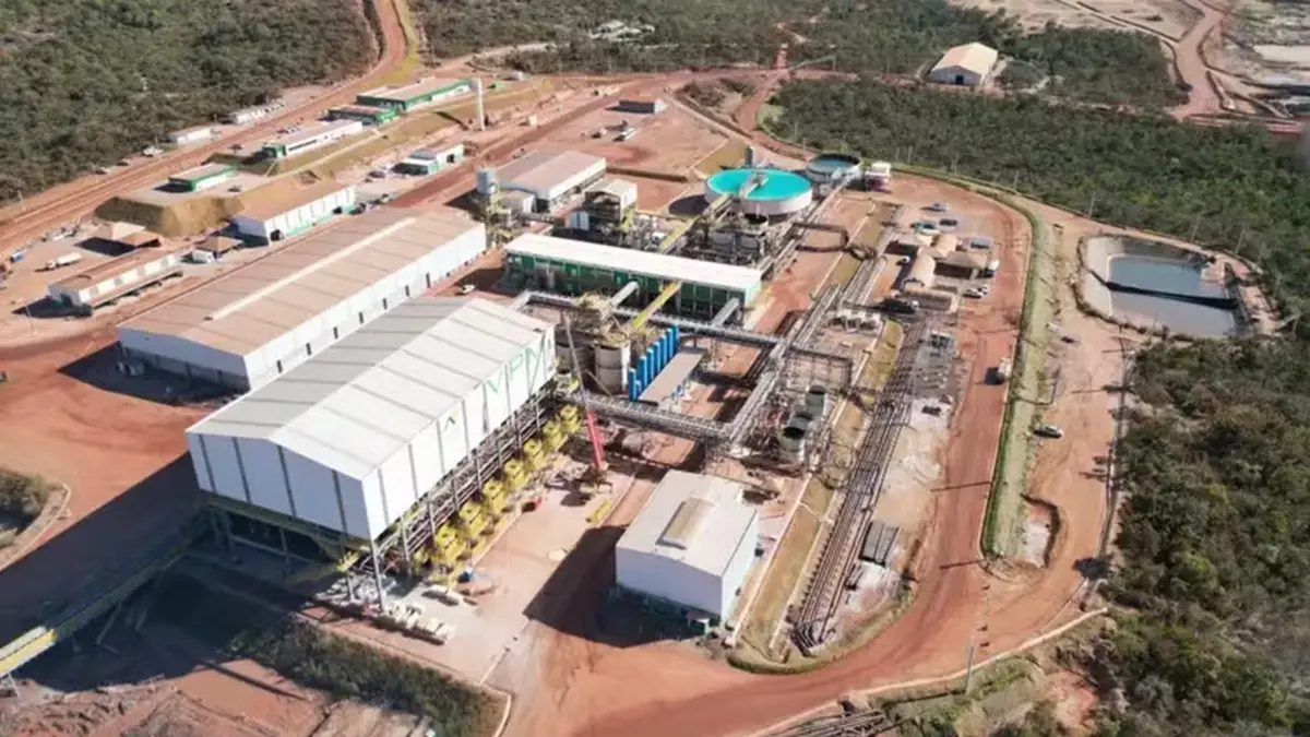Deputados tenta anular venda de mineradora de terras-raras em Goiás para empresa dos EUA