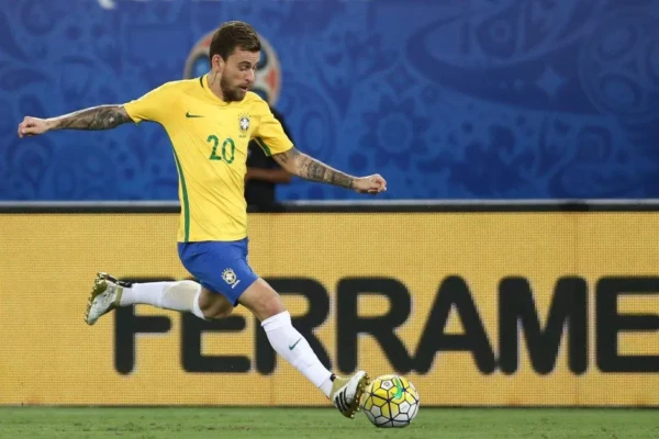 Lucas Lima relembra história com possível ida ao Barcelona