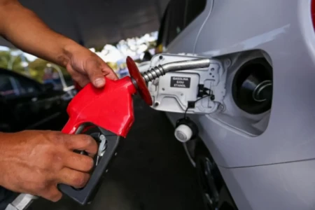 Governo vai elevar mistura de etanol na gasolina para 32% para zerar importações (Foto: Partido dos Trabalhadores)