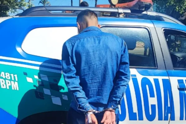 Venezuelano preso suspeito de praticar abuso - (Foto: reprodução/PM)