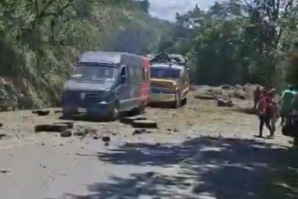Ataque a bomba no meio da eleição mata pelo menos 21 na Colômbia (Foto: Reprodução)