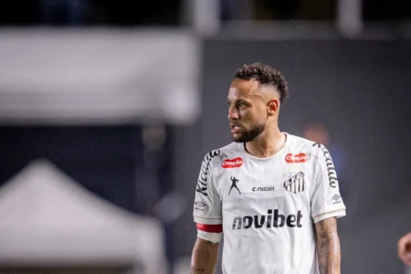 Neymar projeta Copa do Mundo e fala em possível final entre Brasil e Argentina