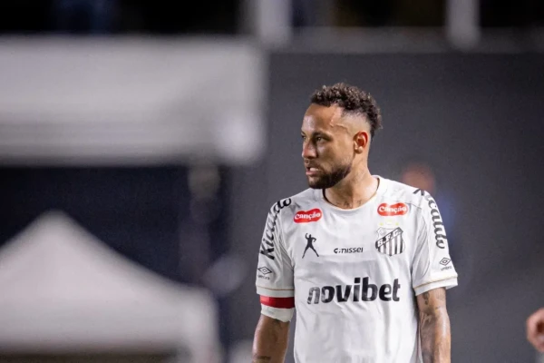 Neymar projeta Copa do Mundo e fala em possível final entre Brasil e Argentina