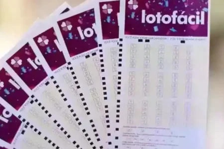 228 ganharam um prêmio de consolação, no valor de pelo menos R$ 2 mil, por conseguir 14 acertos entre os 15 possíveis (Foto: Agência Brasil)