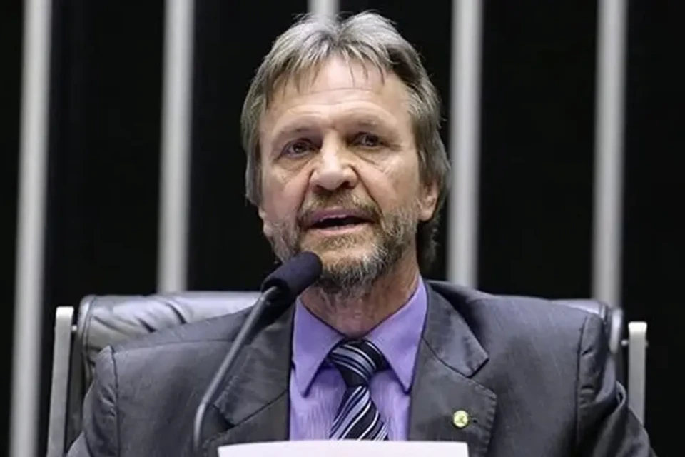 PT avalia ir ao STF contra PL da Dosimetria após Congresso derrubar veto de Lula