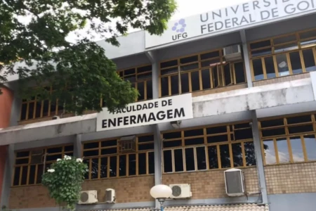 Alunas de Enfermagem da UFG denunciam assédio de professor e omissão da universidade (Foto: Divulgação)
