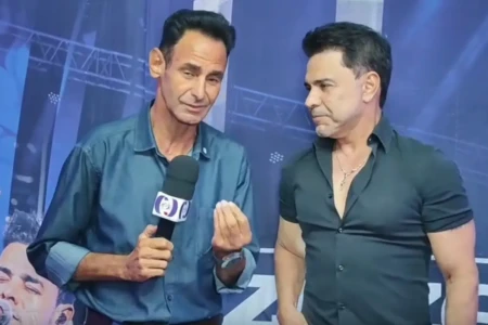 Repórter mudinho entrevista Zezé di Camargo em show; assista Adão Alves fez o sertanejo dar uma palinha e soltar a voz