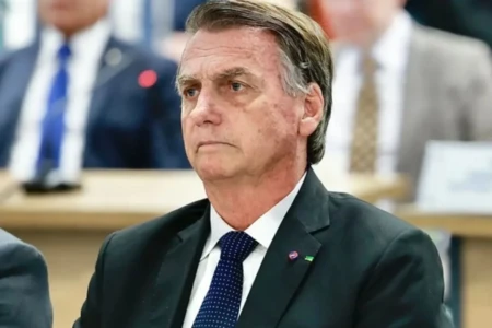 695d559cee3c03b8e08379f7_Bolsonaro-1920-_1_