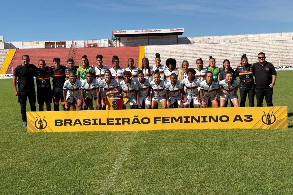 Equipe do Planalto durante jogo do Brasileiro Feminino Série A3