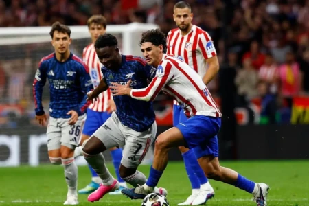 Arsenal e Atlético de Madrid decidem vaga na final da Champions League
