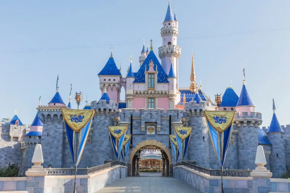 Veja museus e pontos turísticos que estarão fechados nos próximos anos (Foto: Disneyland)